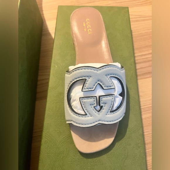Gucci G cut suede slides in light blue (salvy green) - Picture 7 of 13